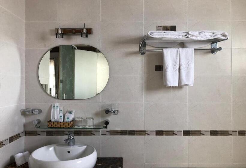 سوییت لوکس, Rembrandt Hotel Nha Trang