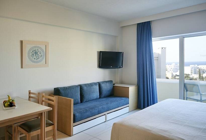 استودیوی استاندارد با چشم‌انداز دریا, Sunrise Oasis Hotel & Waterpark