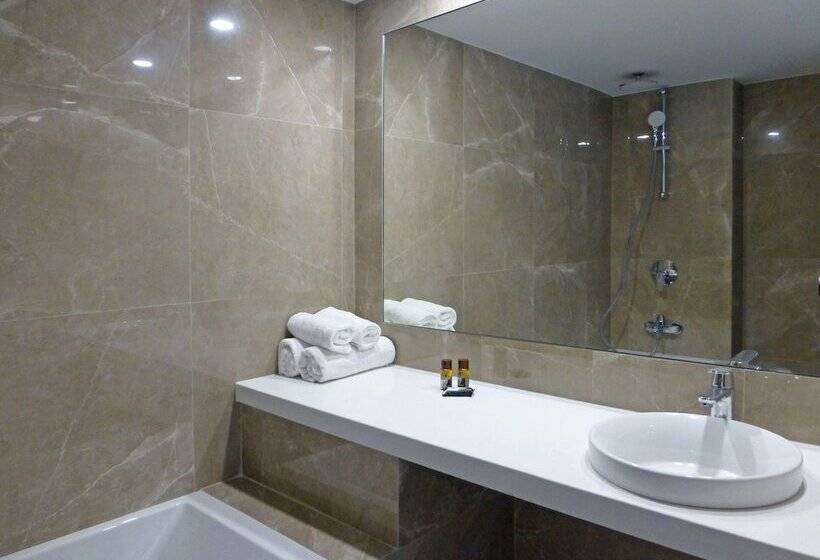 Suite Widok Basen, Sunrise Oasis Hotel & Waterpark