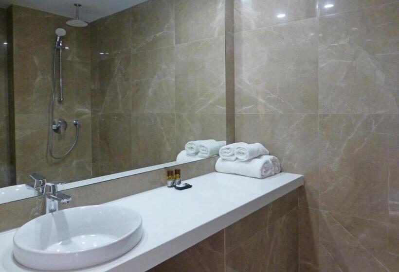 스위트, Sunrise Oasis Hotel & Waterpark