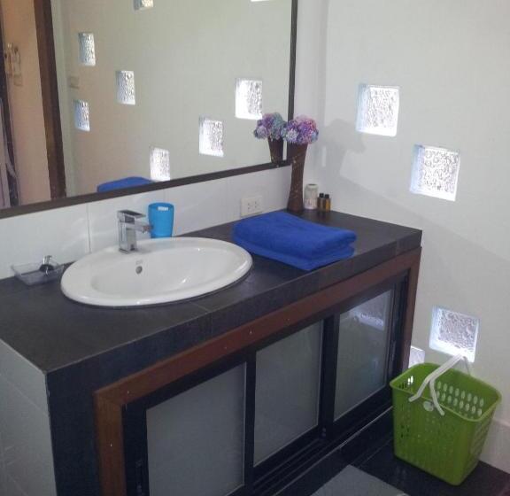 スーペリアーバンガロー, Blessed Residence Koh Chang