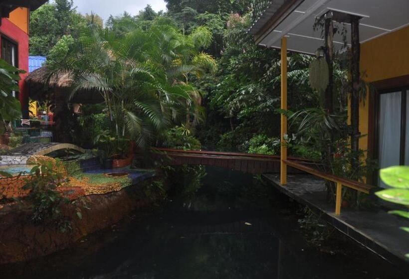 デラックスバンガロー, Blessed Residence Koh Chang