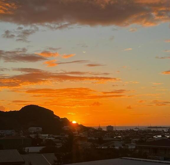 اتاق استاندارد با چشمانداز باغ, Menpour Apartments Complex