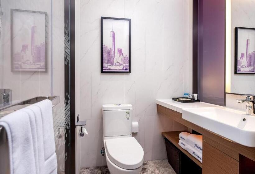 Номер Стандарт Вид на Море, Hampton By Hilton Qinhuangdao Jinmeng Bay