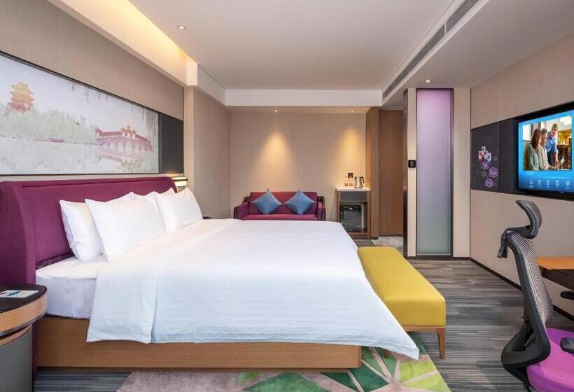 스탠다드 룸 킹사이즈 침대, Hampton By Hilton Qinhuangdao Jinmeng Bay