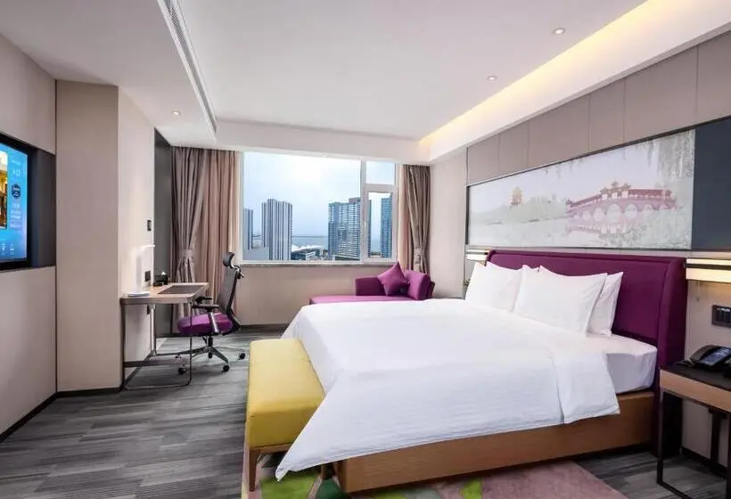 キングサイズベッドのスタンダードルーム, Hampton By Hilton Qinhuangdao Jinmeng Bay