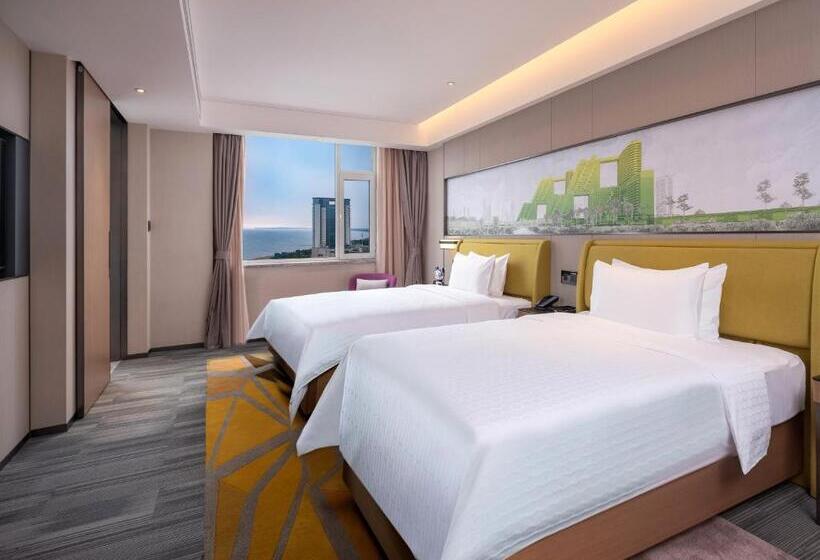 Номер Deluxe Вид на Море, Hampton By Hilton Qinhuangdao Jinmeng Bay