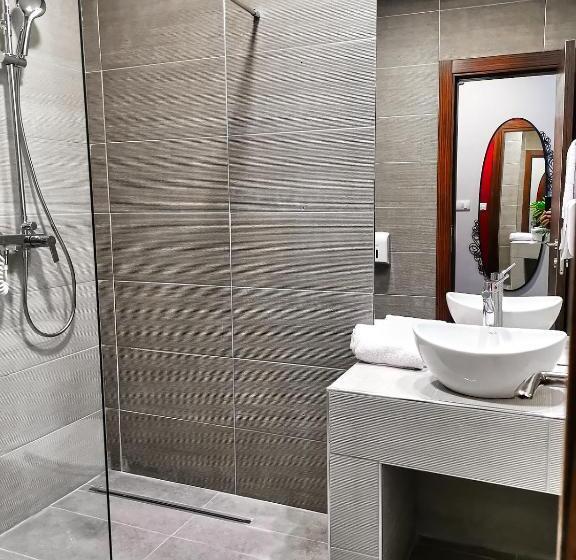 اتاق استاندارد, Restoran Orijent 5