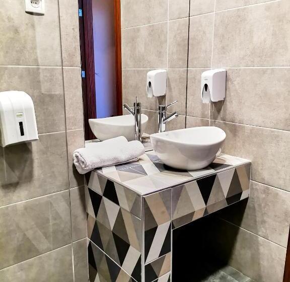 اتاق استاندارد, Restoran Orijent 5