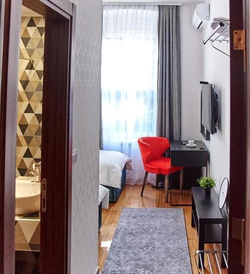 اتاق استاندارد, Restoran Orijent 5