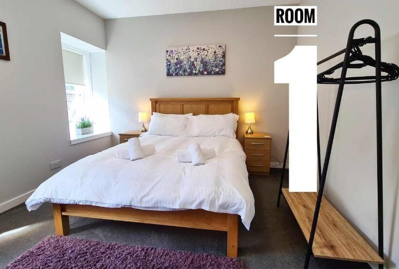 Номер Стандарт, Rooms On The High Street