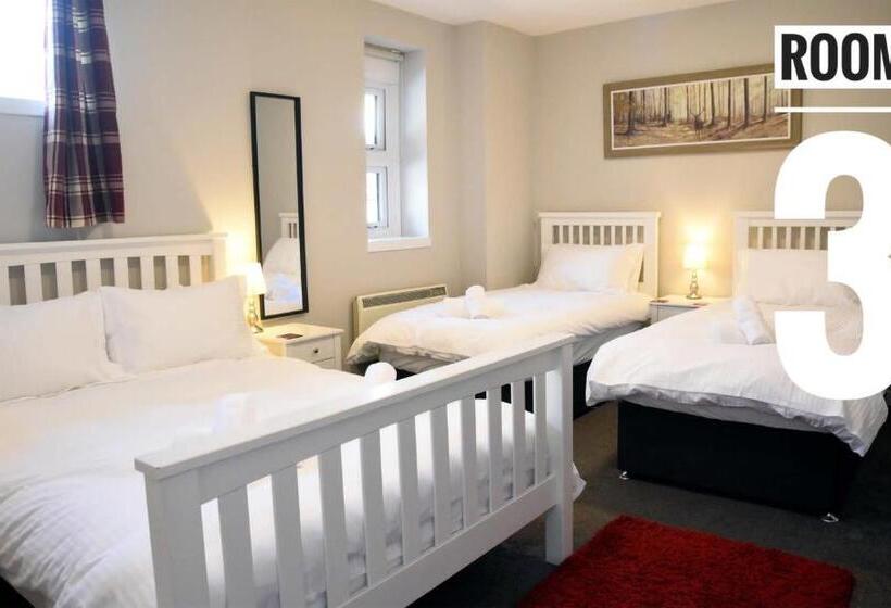 Семейный Номер, Rooms On The High Street