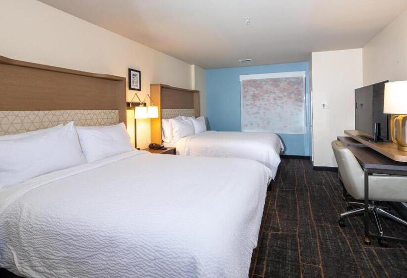 Номер Стандарт Адаптированный для Инвалидов, Holiday Inn & Suites Detroit   Troy, An Ihg