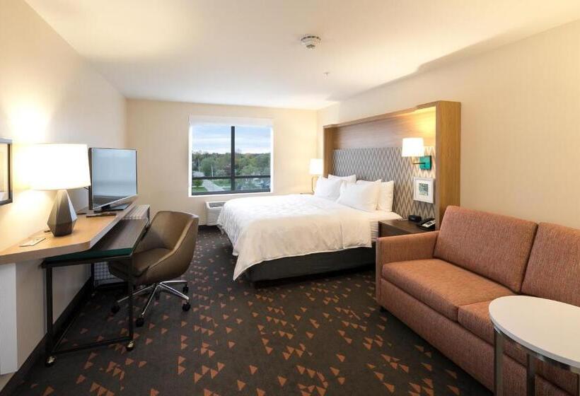 Номер Премиум, Holiday Inn & Suites Detroit   Troy, An Ihg