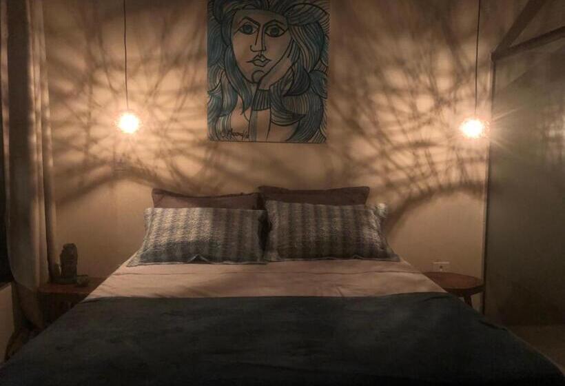 اتاق لوکس, A Casa Di Maria