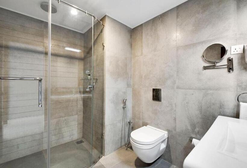 Superior room with lake view, Amagi Aria Airport Transit