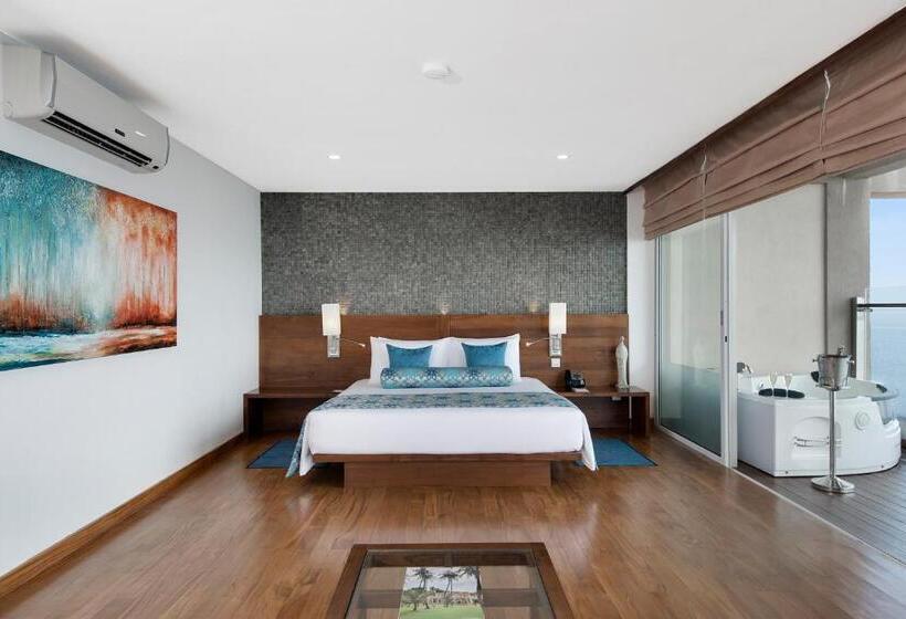 Люкс, Amagi Aria Airport Transit