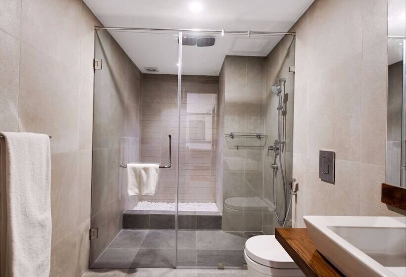 Номер Deluxe Вид на Озеро, Amagi Aria Airport Transit