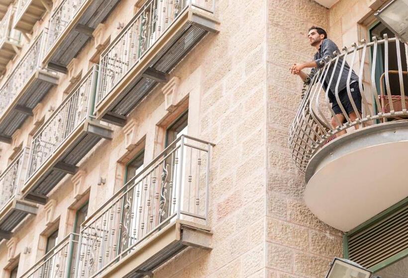 Quarto Estandar com Sacada, Arthur Hotel   An Atlas Boutique