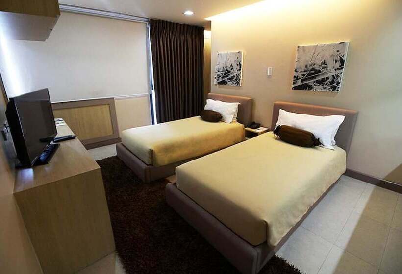 استودیو ساده, Bsa Twin Towers