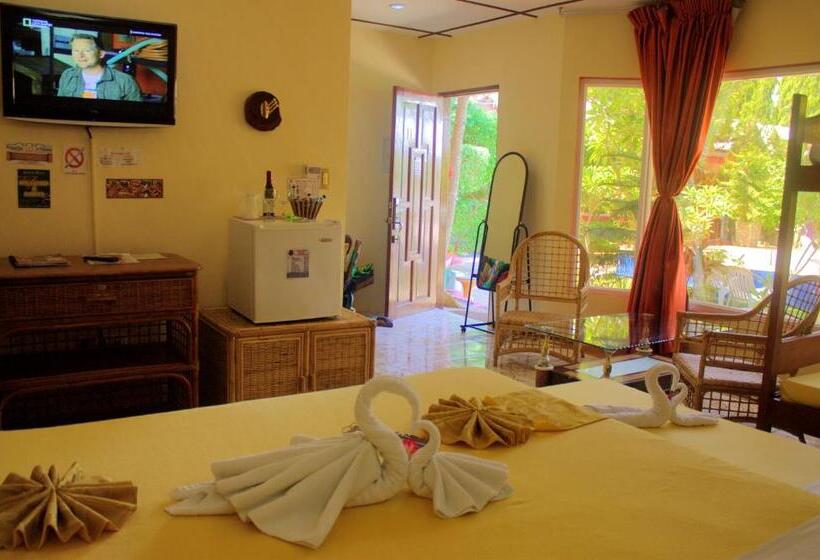 اتاق خانوادگی, Deep Forest Garden