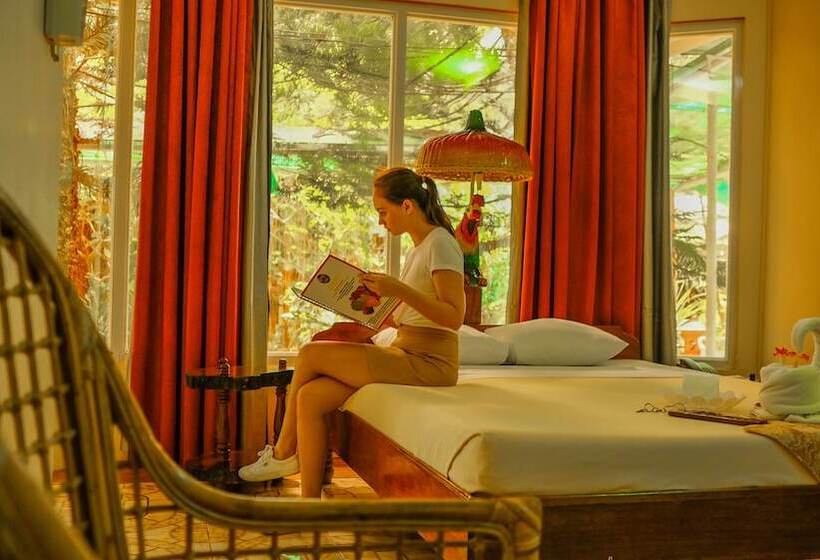 اتاق لوکس, Deep Forest Garden