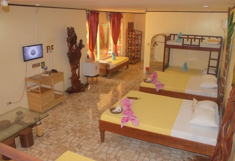 اتاق خانوادگی, Deep Forest Garden