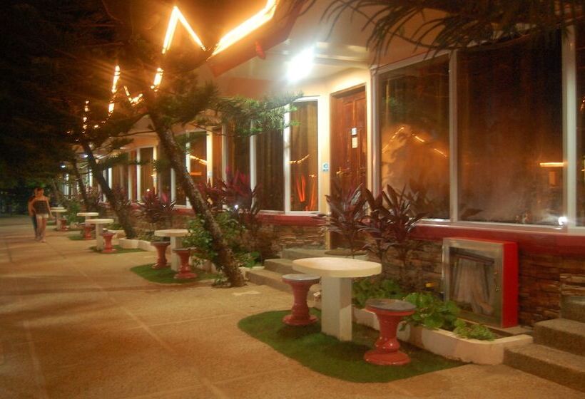 اتاق خانوادگی, Deep Forest Garden