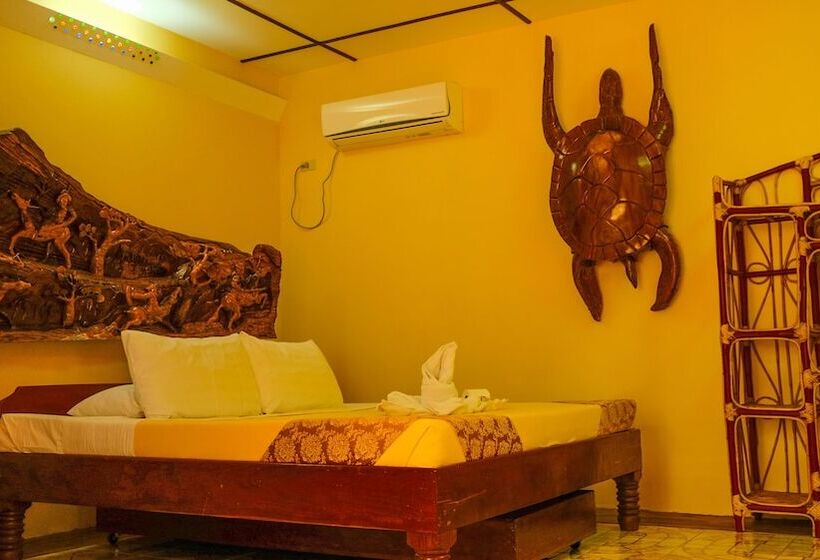 اتاق خانوادگی, Deep Forest Garden