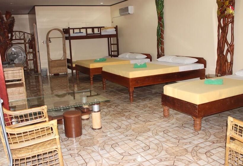 اتاق خانوادگی, Deep Forest Garden