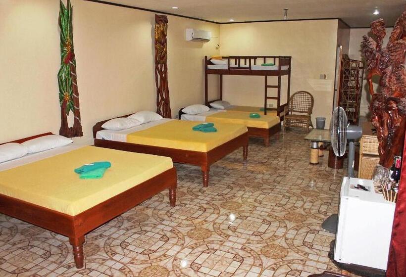 اتاق خانوادگی, Deep Forest Garden