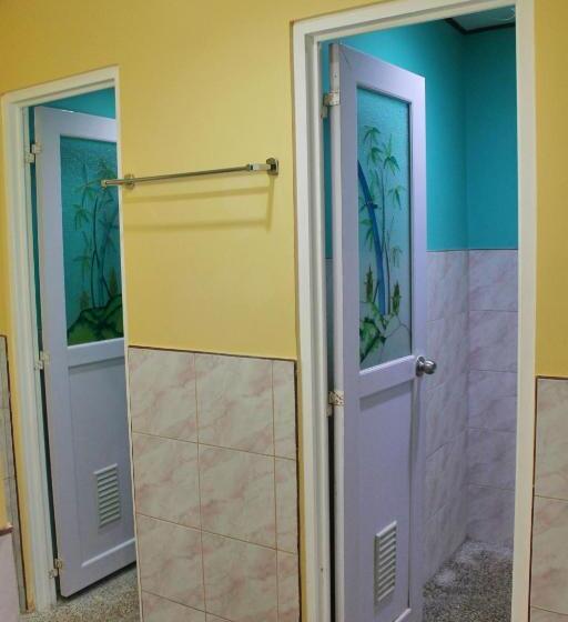 اتاق خانوادگی, Deep Forest Garden