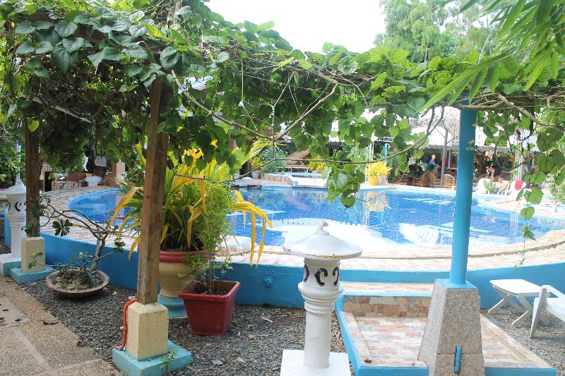 اتاق خانوادگی, Deep Forest Garden