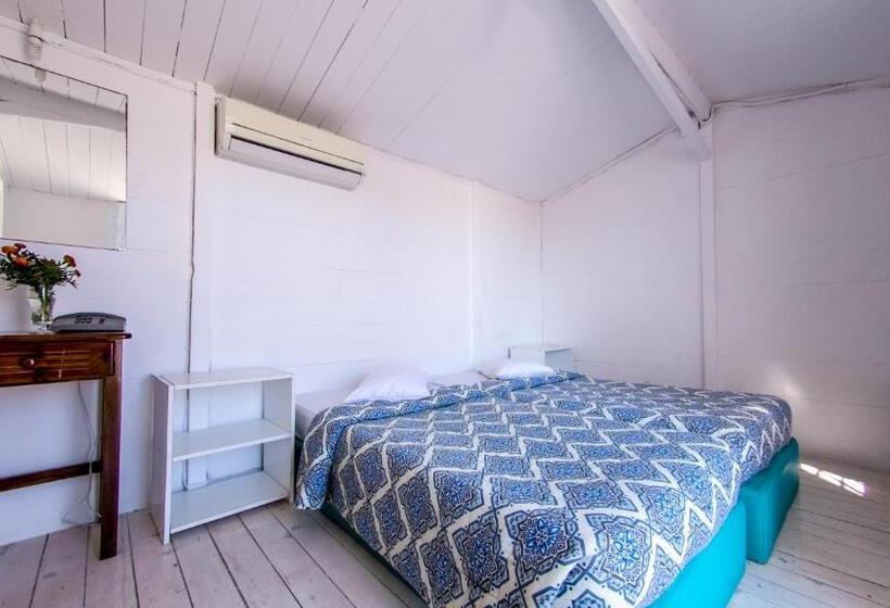 בקתה סטנדרטית, Paradise Beach Resort