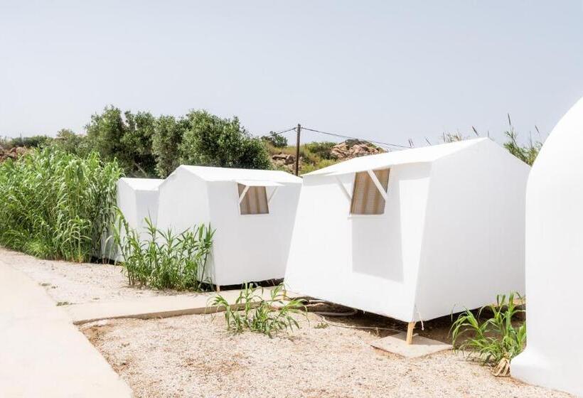 בקתה, Paradise Beach Resort