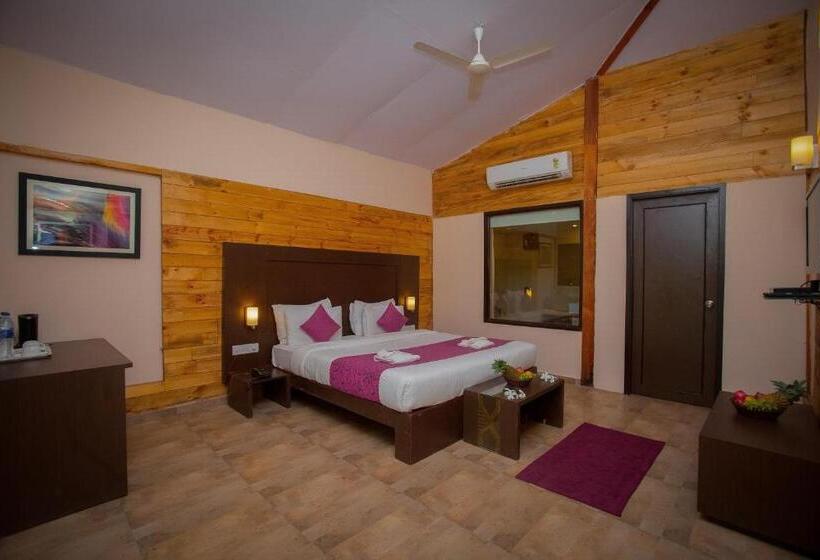 小室, Riva Beach Resort