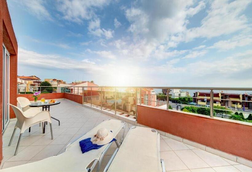 Апартаменты 1 Спальня Вид на Море, Sunny