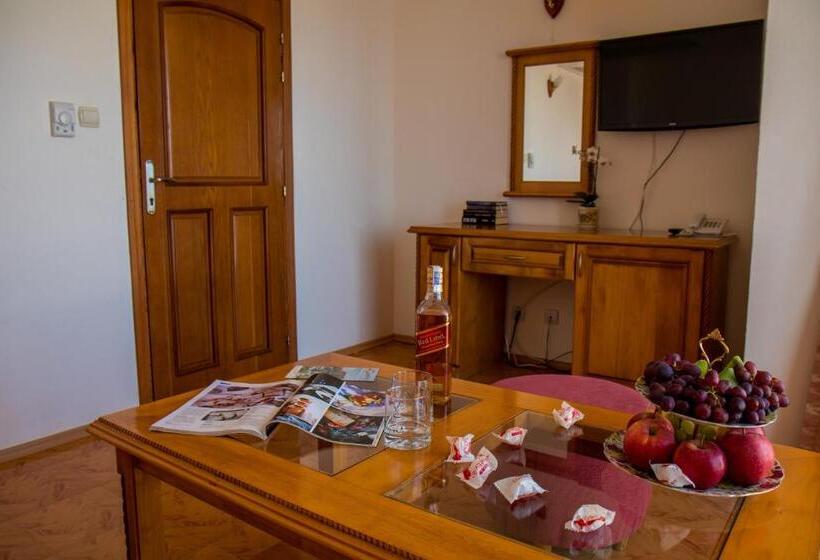 Апартаменты 1 Спальня Вид на Море, Sunny