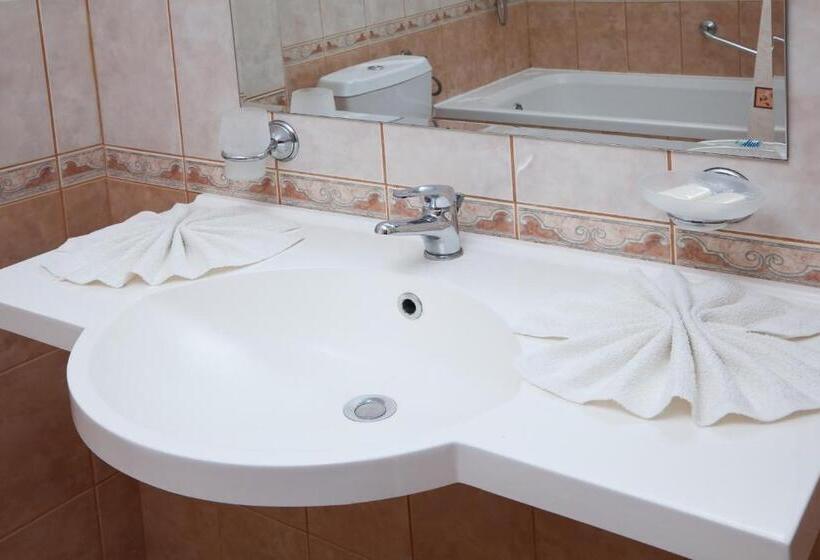 Номер Стандарт Трехместный, Sunny