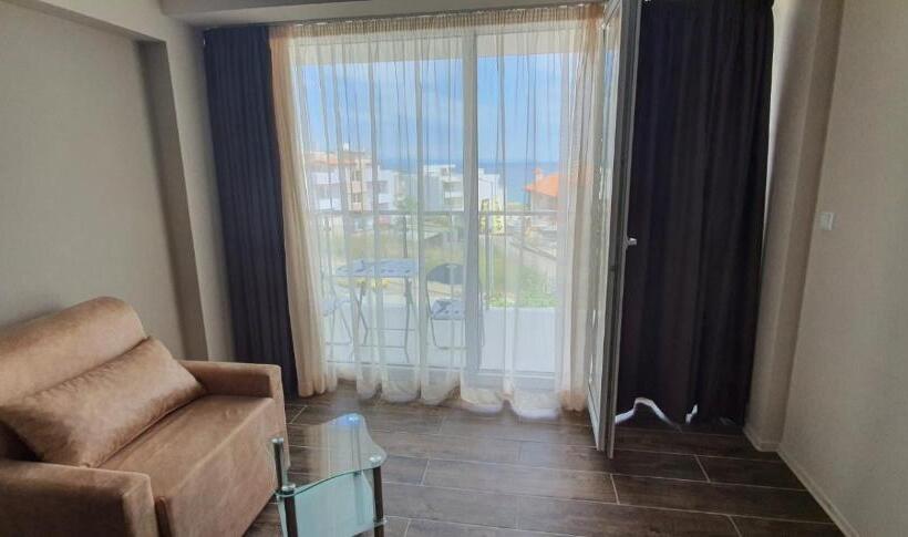 Номер Deluxe Вид на Море, Sunny