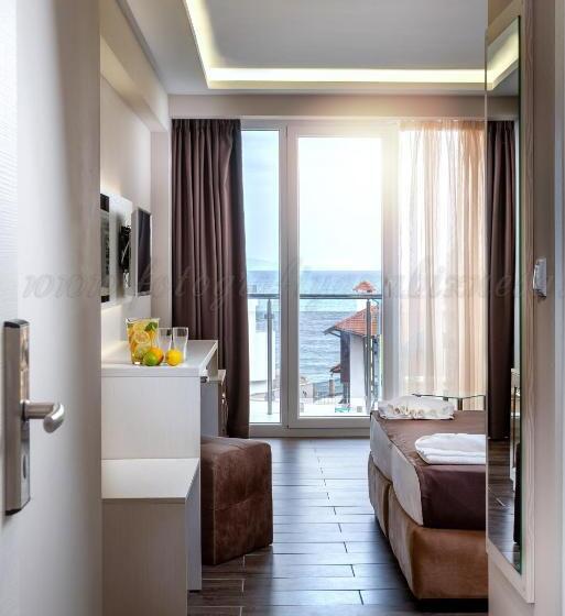 Номер Deluxe Вид на Море, Sunny