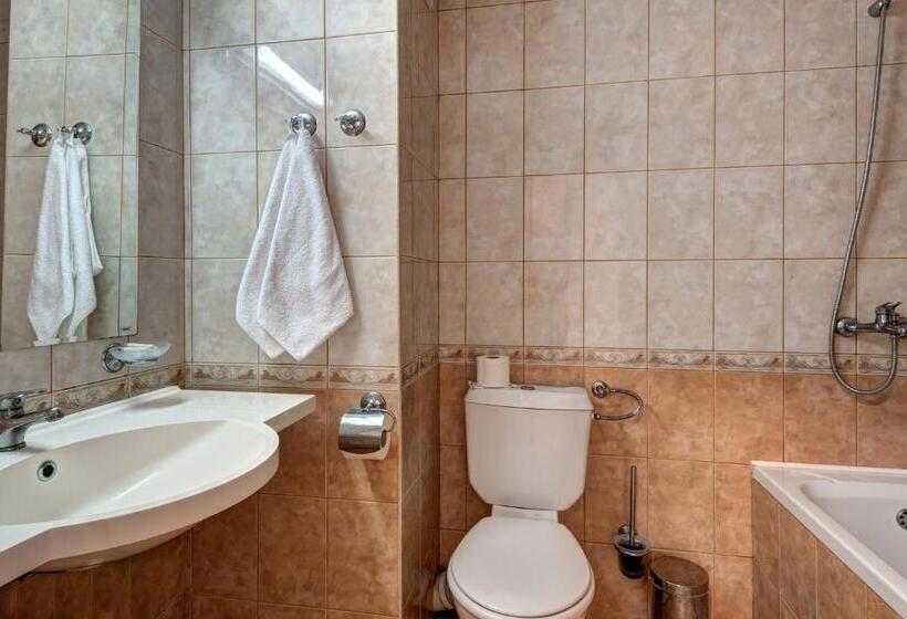 Triple Room Sea View, Sunny