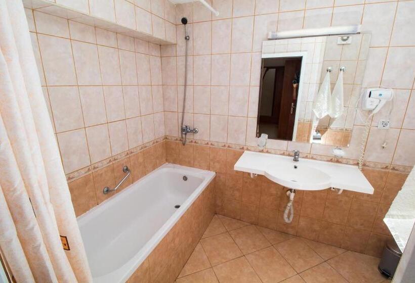Triple Room Sea View, Sunny