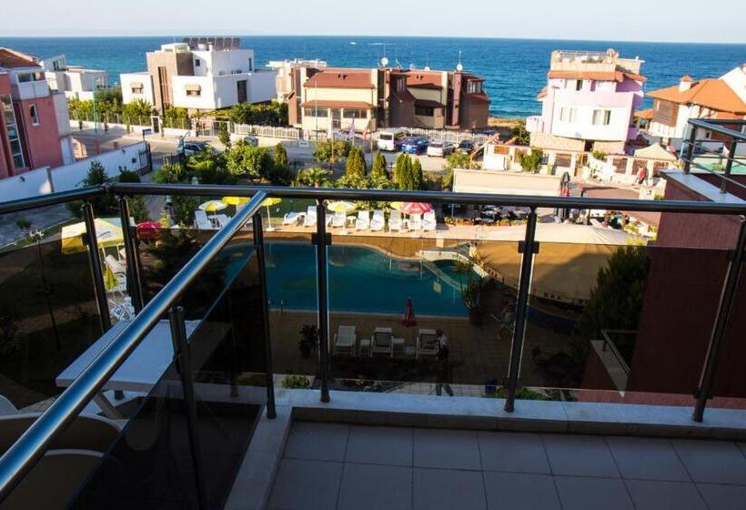 Triple Room Sea View, Sunny