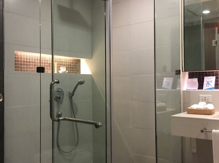 اتاق لوکس با چشمانداز دریا, The Bellevue Resort