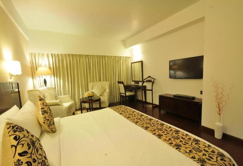 俱乐部房间, The Fern Residency  Rajkot