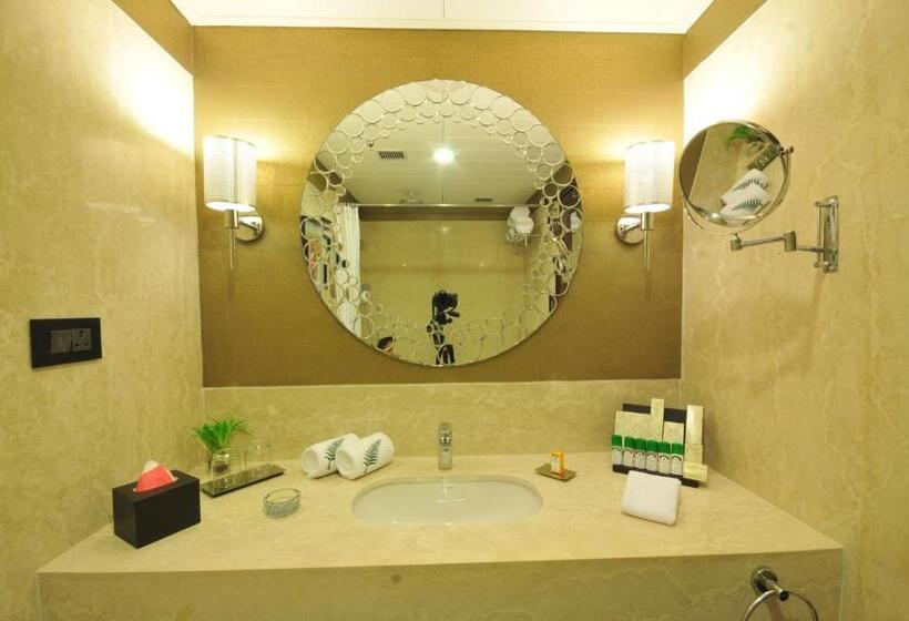 클럽 룸, The Fern Residency  Rajkot