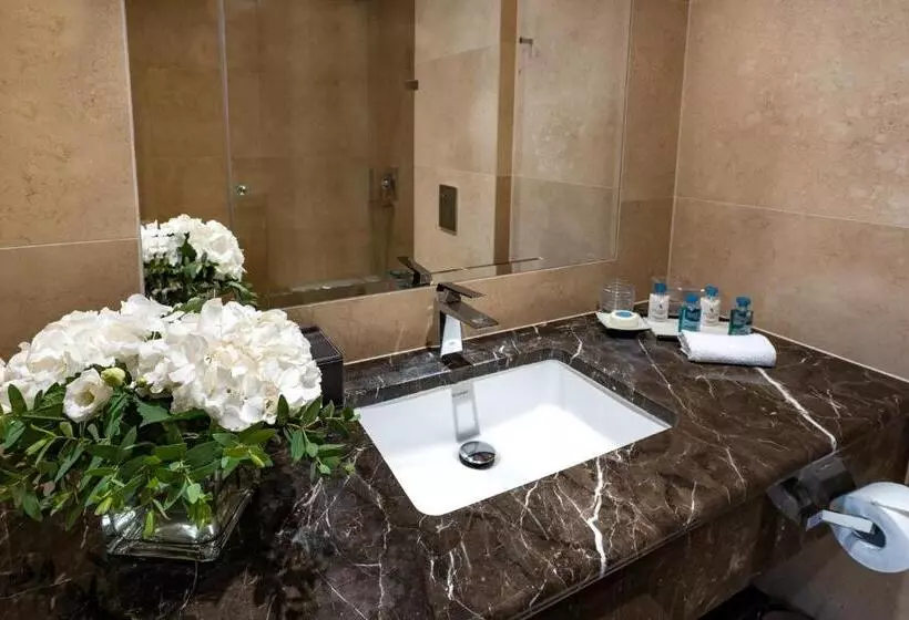 اتاق استاندارد با چشم‌انداز دریاچه, Tiffi Boutique