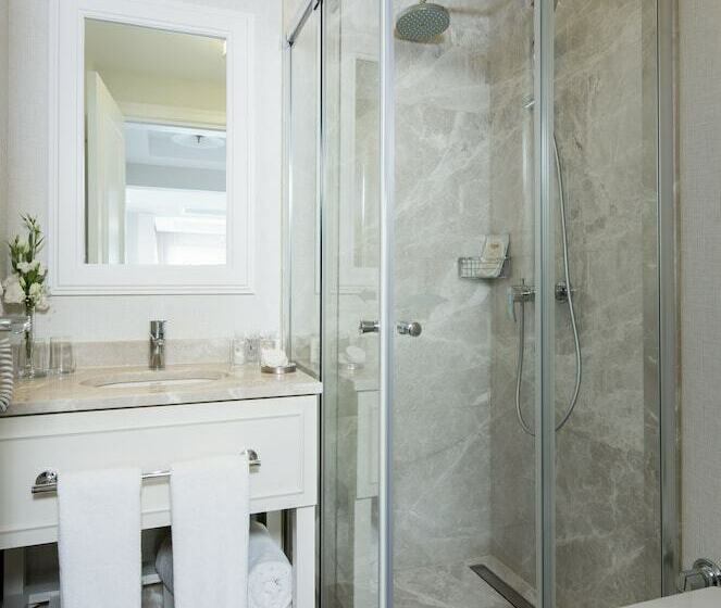 וילה עם חדר שינה אחד ובריכת שחיה, Titanic Deluxe Golf Belek