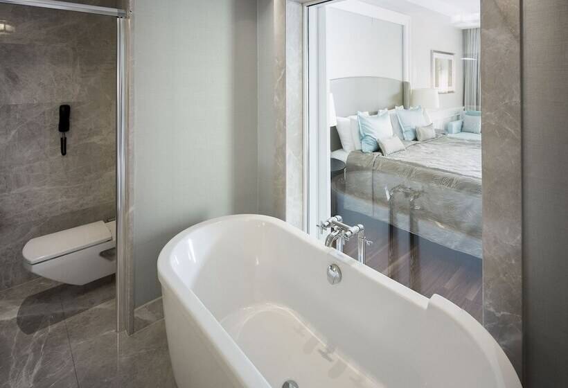 וילה עם חדר שינה אחד ובריכת שחיה, Titanic Deluxe Golf Belek